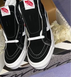 Vans Sk8-Hi Black White High-Top Sneakers