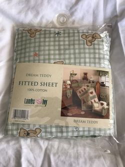 Lambs & Ivy fitted baby sheet