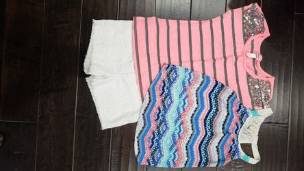 Girls size 8 shirts and shorts