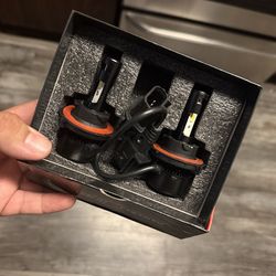 LED Bulbs lights White color Different models 9005/9006/H11/H8H9/H13/9007/9003 And more perfect brights and we have super brights and extreme brights 