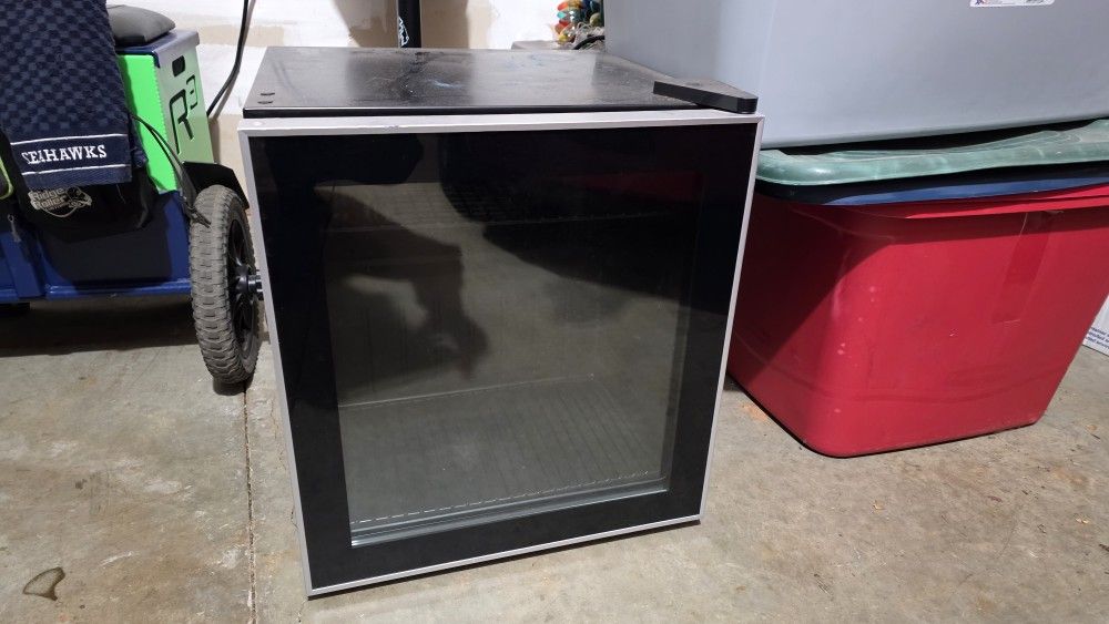 Mini Fridge