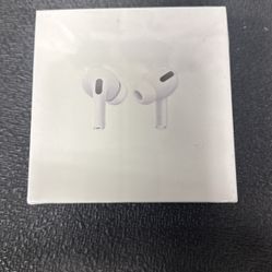 AirPods Pro with MagSafe charging case