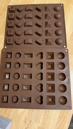 2 silicone chocolate mold 
