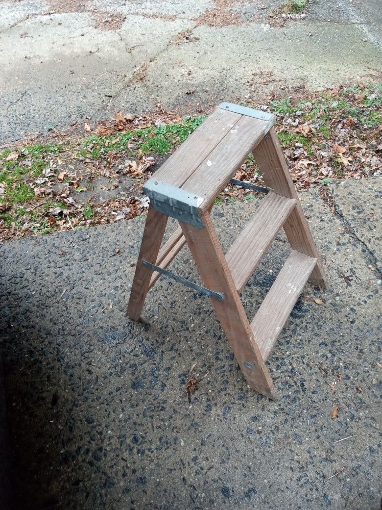 Step Ladder