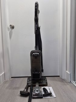 Shark Apex Lift-Away Vacuum, DuoClean, Self-Cleaning, Espresso, AZ1002