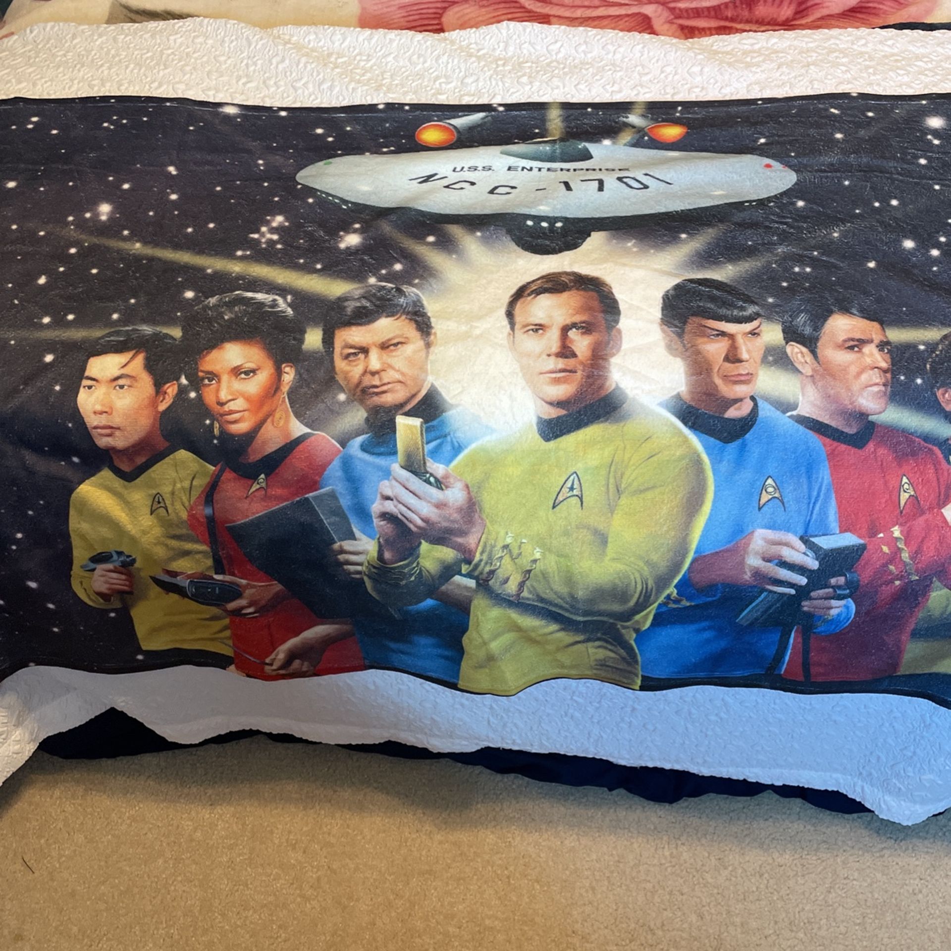 Star Trek Beach Towel. New 