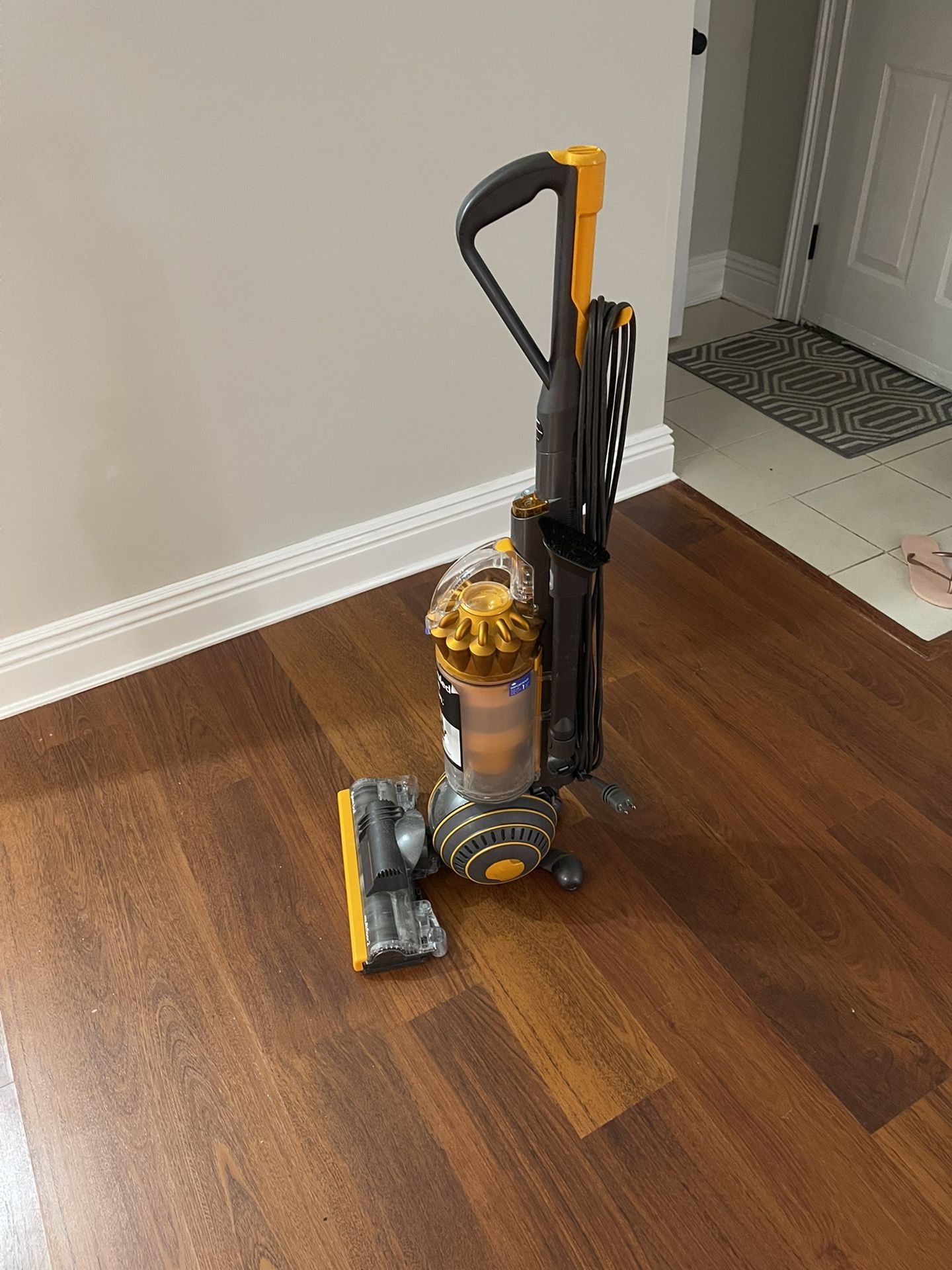 Dyson Multi Floor 2