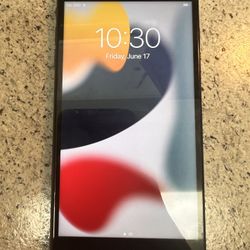 iPhone 8 Plus 64 Gb unlocked For any Carrier 