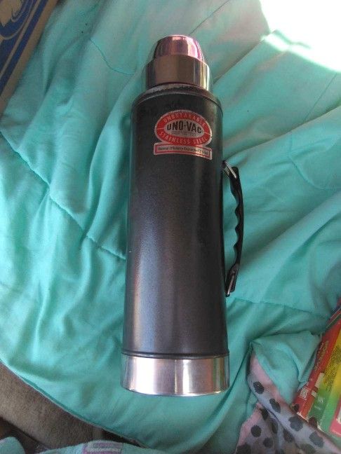 Union MFG. Unbreakable Jumbo Uno-Vac Hot / Cold