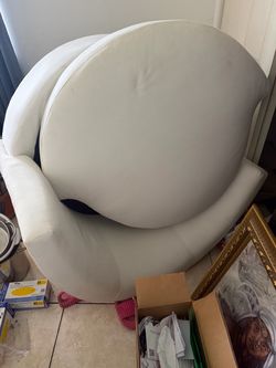 White Round Upholstered Accent Chair