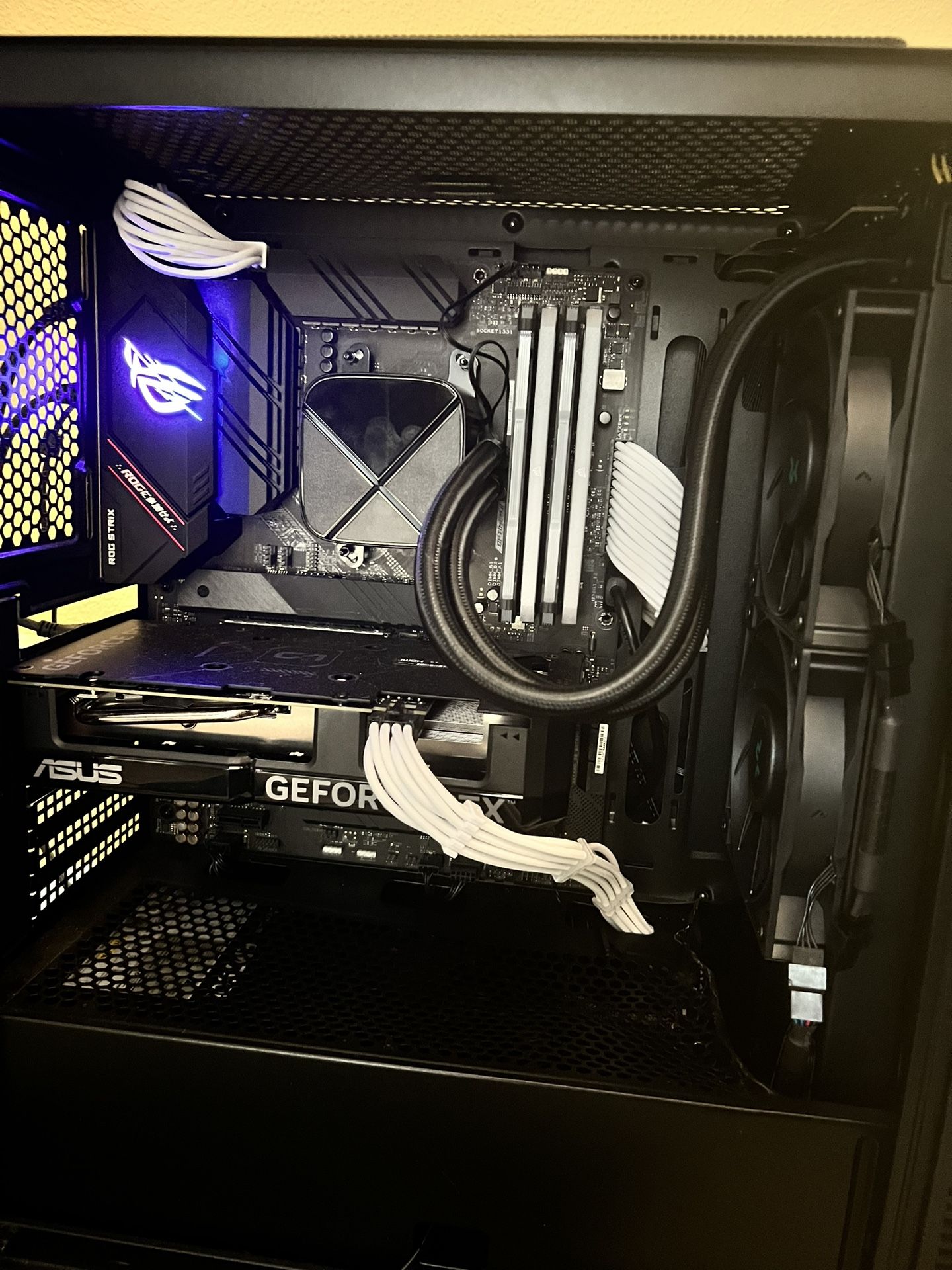 High-Performance Gaming PC – 5700X3D, RTX 4060, 1TB SSD, DarkZero Cooler