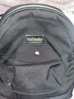 Tush baby carrier