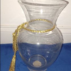 INDIANA GLASS VASE WITH GOLD TASSEL