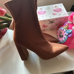 Brown Sock Booties Size 7 1/2