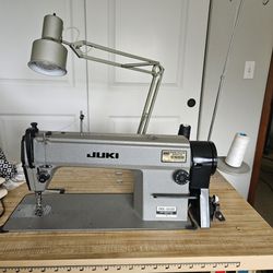 Juki DDL-5530 Sewing Machine