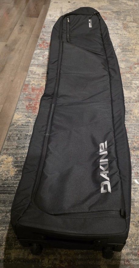New Dakine Low Roller Snowboard Bag