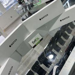 Apple Watch SE (Gen 2) Wi-Fi/Cellular 44MM Brand New 