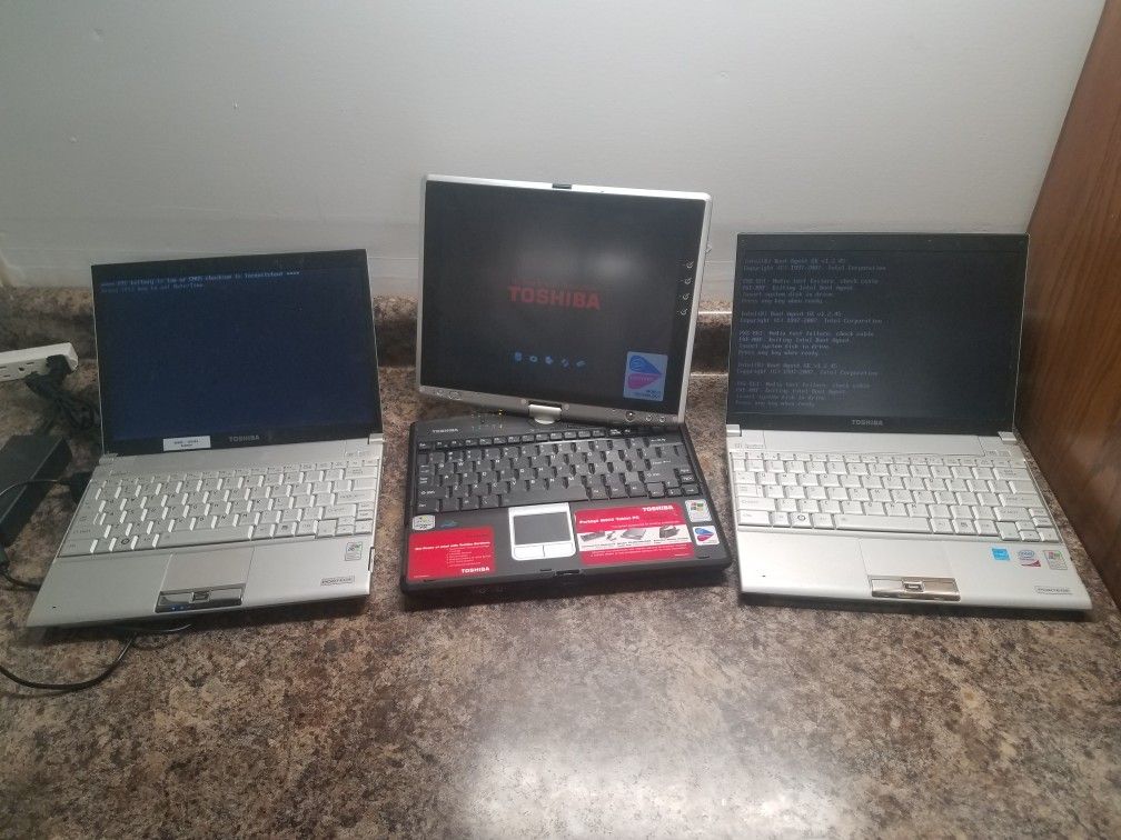 3 Toshiba Laptops for project parts or repair