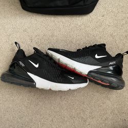 Nike Air Max 270s Size 7.5 