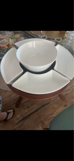 Serving tray