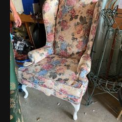 Beautiful Vintage Flower Chair 