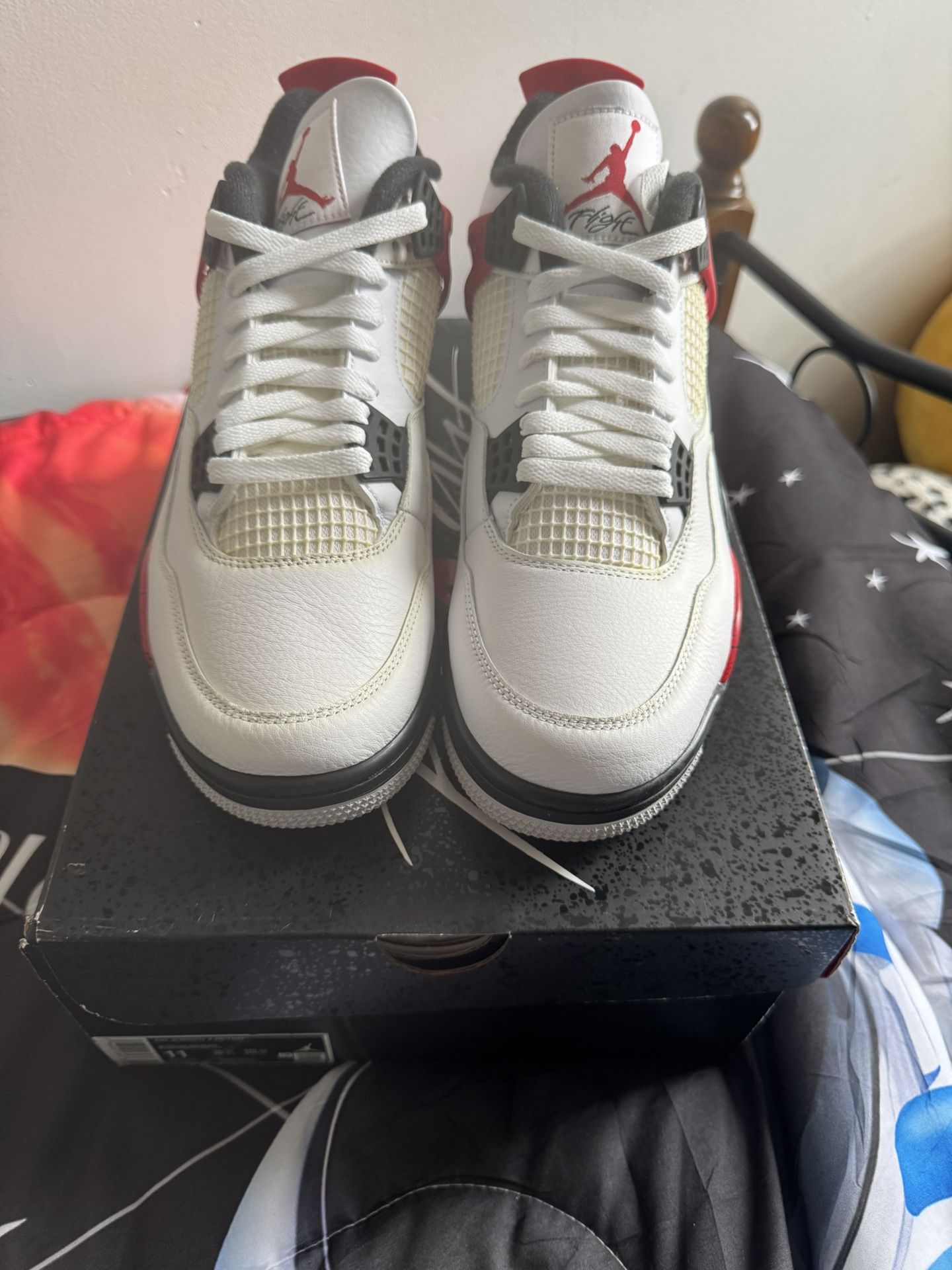 Air Jordan Red Cement 4s Size 11