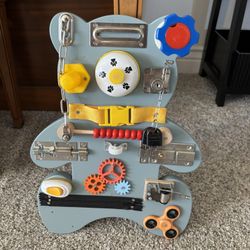 URBAN EDEN WOODEN SENSORY BOARD