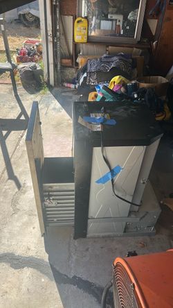 G E Trash Compactor model UCG1680l0SS
