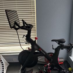 Peloton Bike