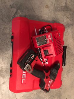 Milwaukee M18 hammer drill