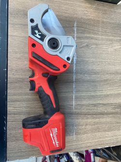 Milwaukee pipe shear