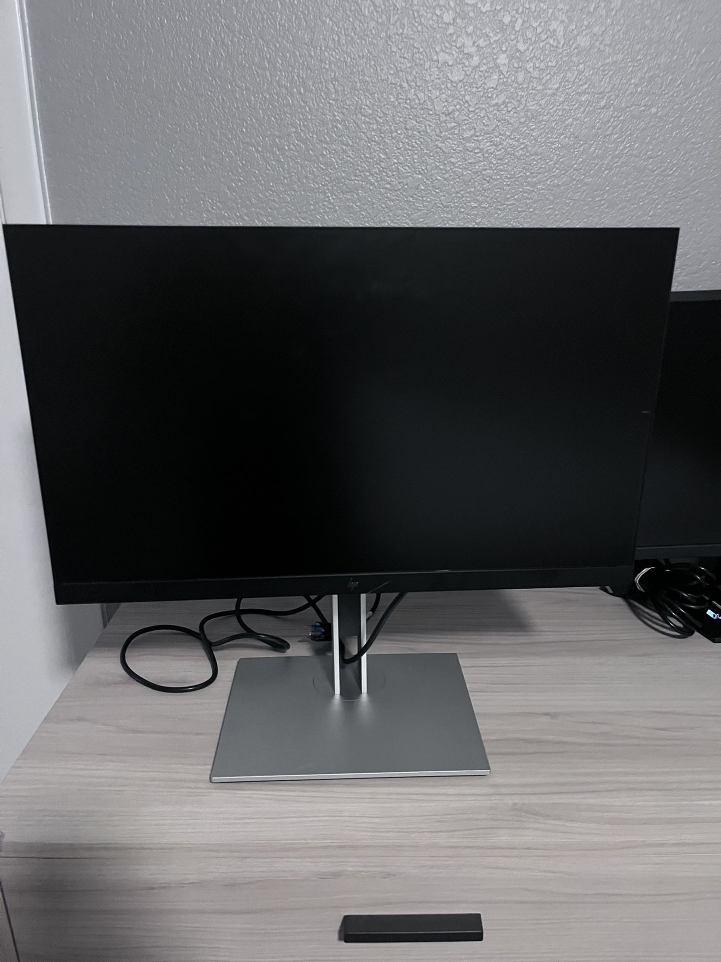 21.5” HP Monitor