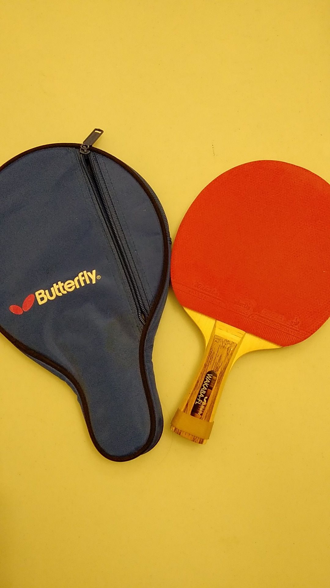 Table tennis paddle