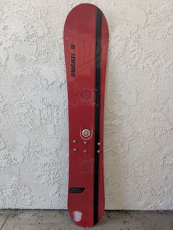 Burton x Ducati Snowboard
