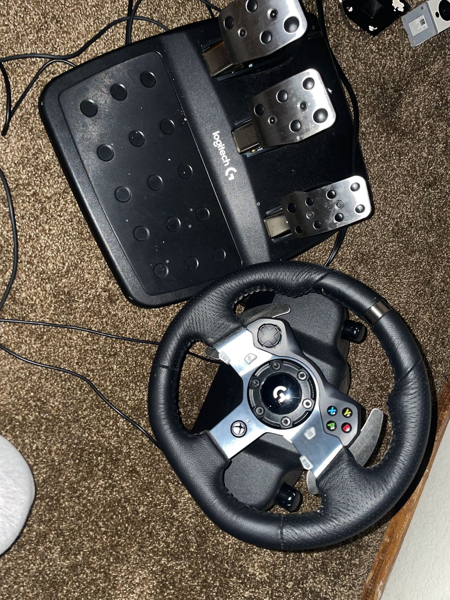 Nearly brand new. Game Wheel With Pedal 