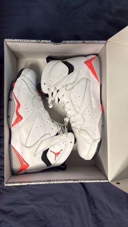 jordan 7 White infared Size 9.5