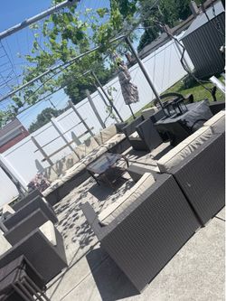 Patio furniture ￼