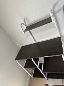 Ladder Shelf with White Metal Frame