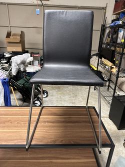Black And Chrome Leather Office Chair