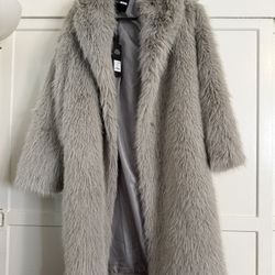 NEW Fashion Nova Fur Coat
