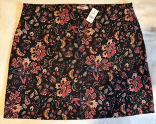NWT LOFT size 16 mini skirt