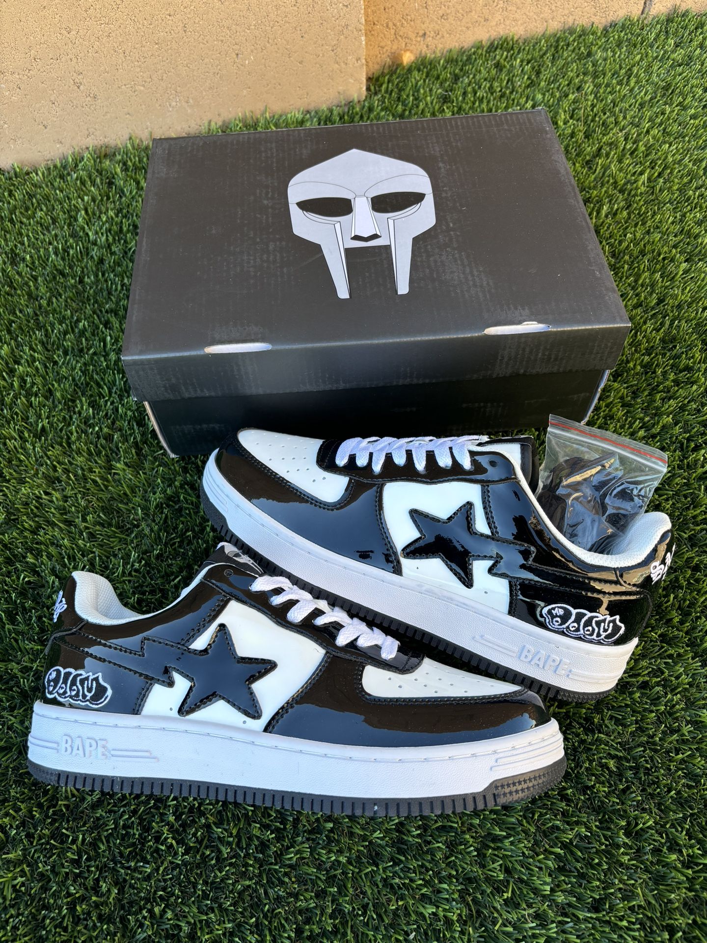 Bapesta x MF Doom Sizes 8.5m 10.5m