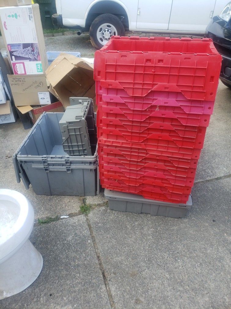 Free Plastic Containers For Storage