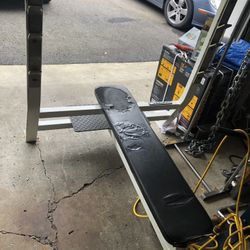 Maxicam Bench Press 