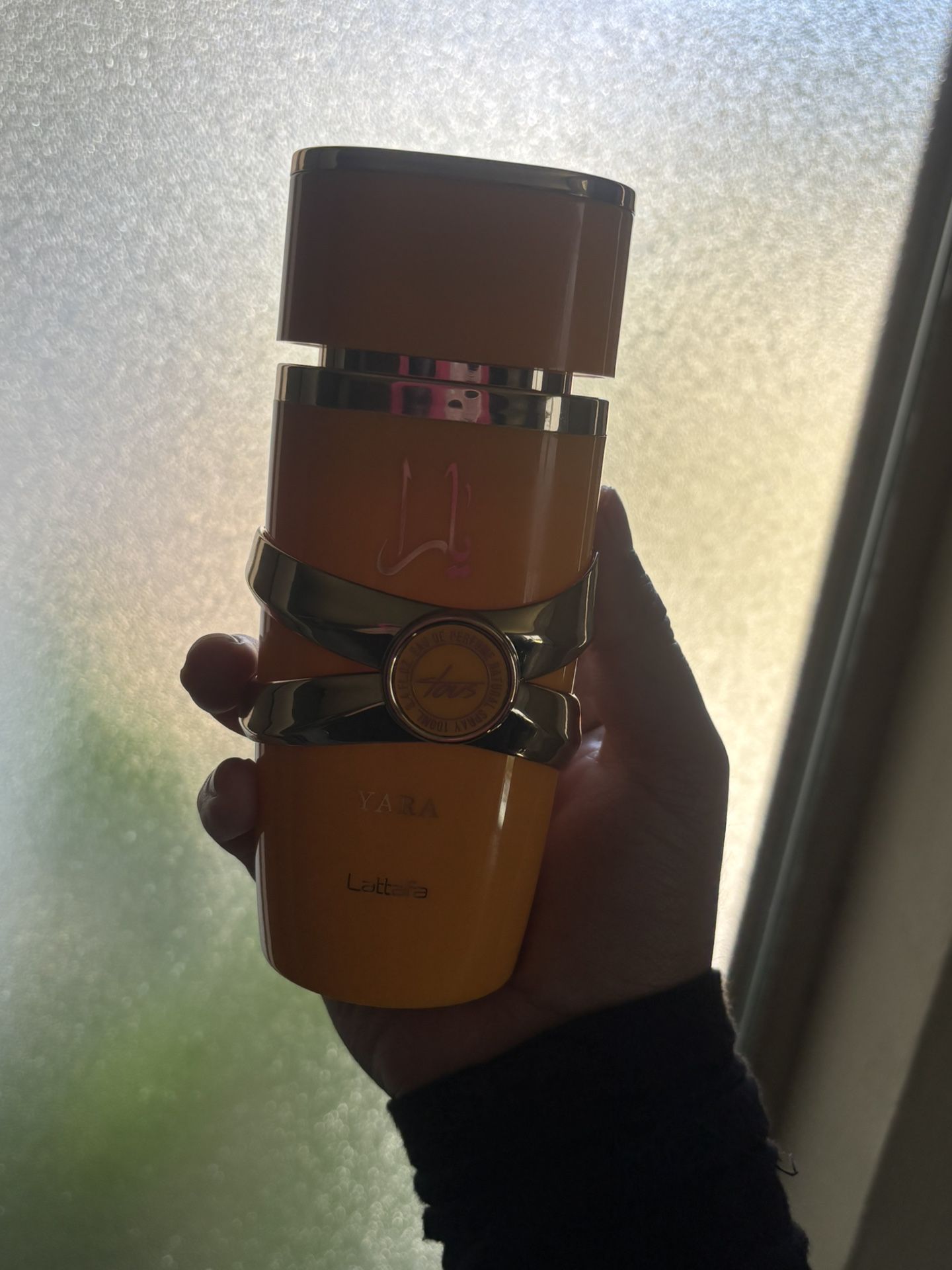 Yara perfume MANGO