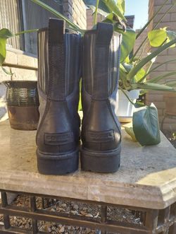 SOREL WATERPROOF BOOTS