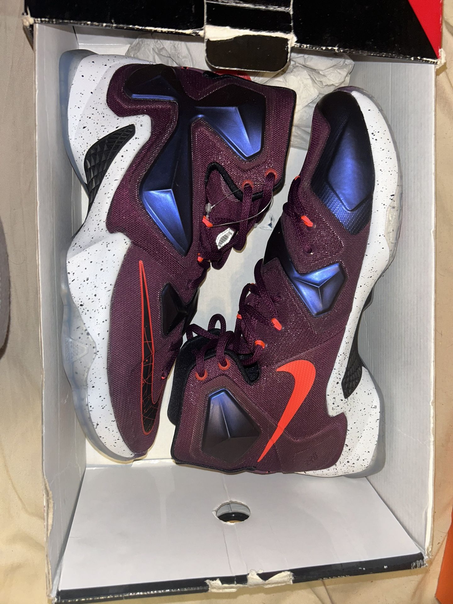 LeBron 13 Written In The Stars