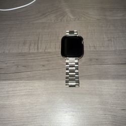 Apple Watch Series 8
