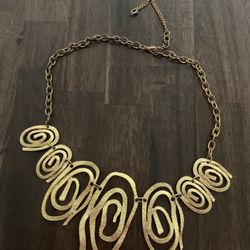 Ladies chunky necklace