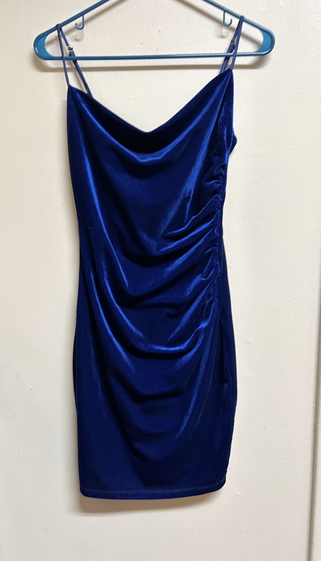 Aakaa- Like New!! Beautiful Royal Blue Velvet Formal Body Con Mini Dress/Size Small